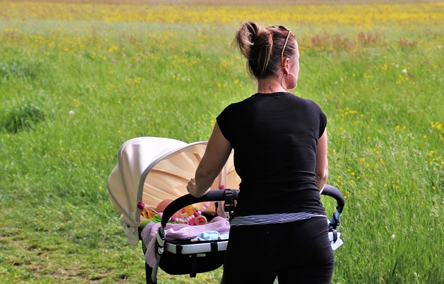 Expert Guidance on Newborn Care and Tips by Sierra Senyak at BabyCenter